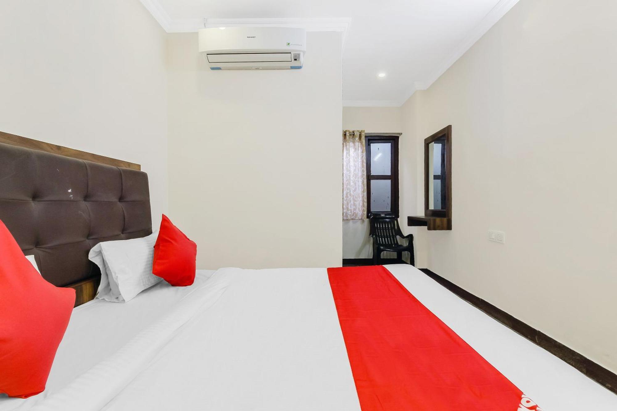Hotel O Tokyo Hyderabad Exterior photo